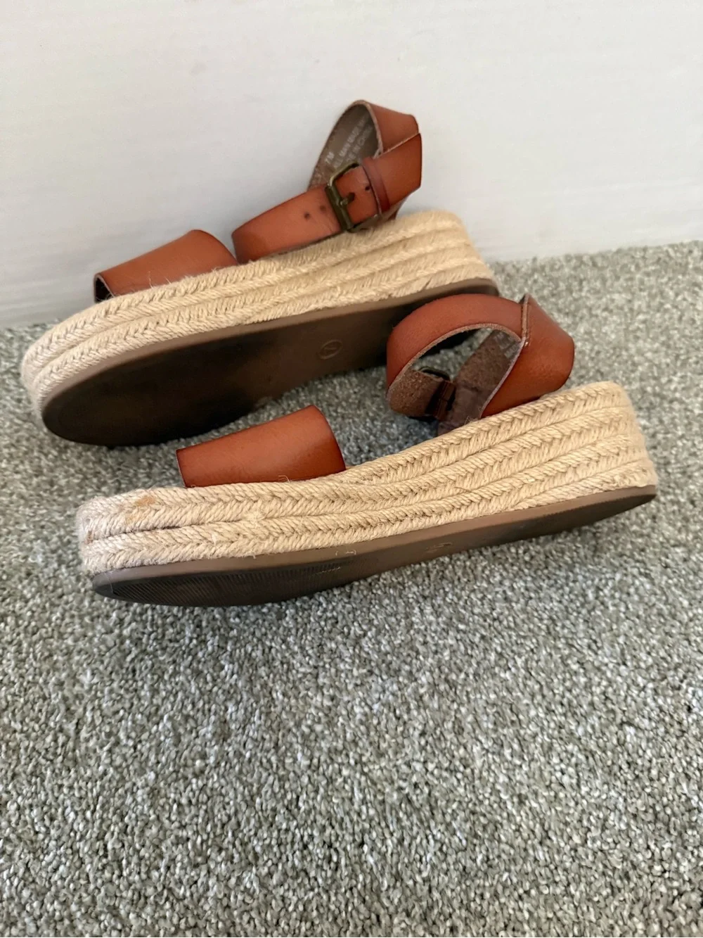 White Mountain Tan Leather Espadrille Platform Sandals